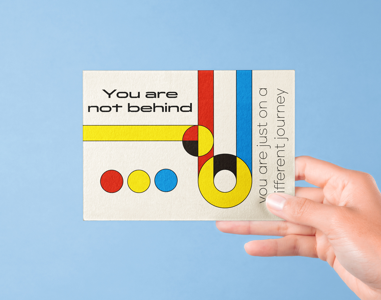 webopt-Holding-Hand-Postal-Card-Mockup-Kopie-2